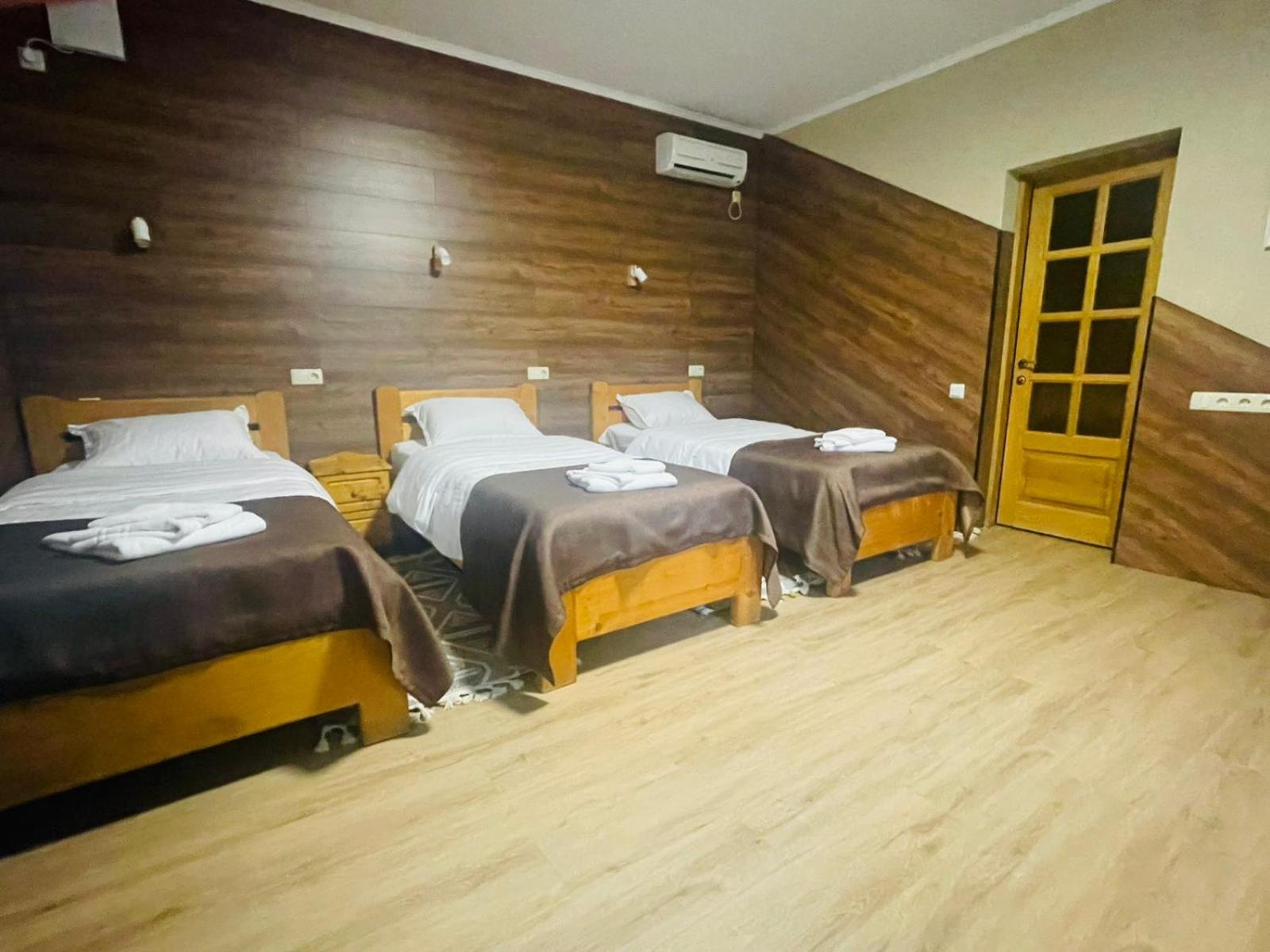 Ethno Complex Ukrayinske Selo Ξενοδοχείο Buzovaya Εξωτερικό φωτογραφία